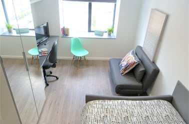 119 Mayflower Street, City Centre, Plymouth - Image 3
